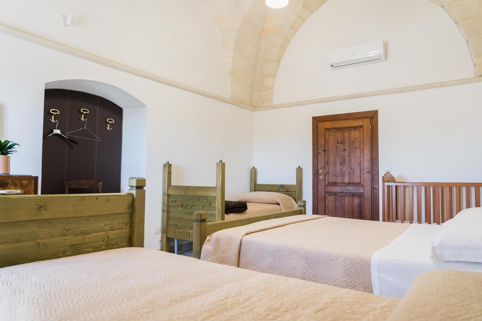 San Leonardo - Aparthotel Laterza Eksteriør bilde